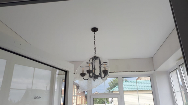 Фото натяжных потолков в частный дом